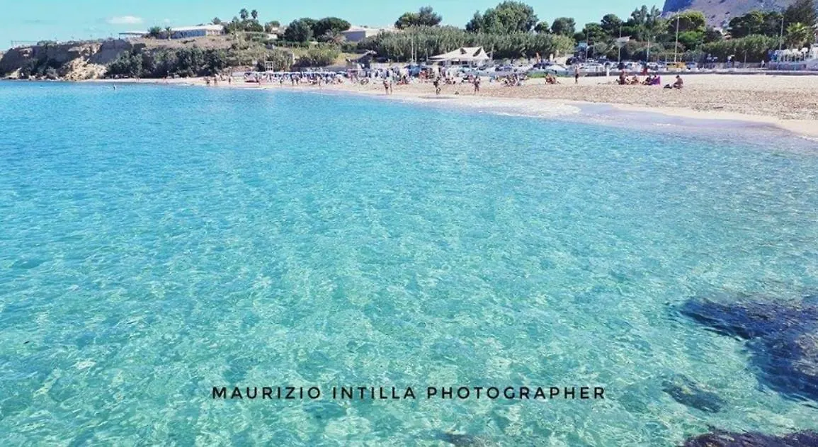 דירות טראסיני ..A Due Passi Dal Mare
